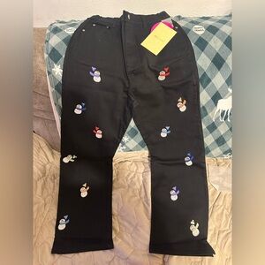 Quacker Factory Black Pants with Festive Embroidery